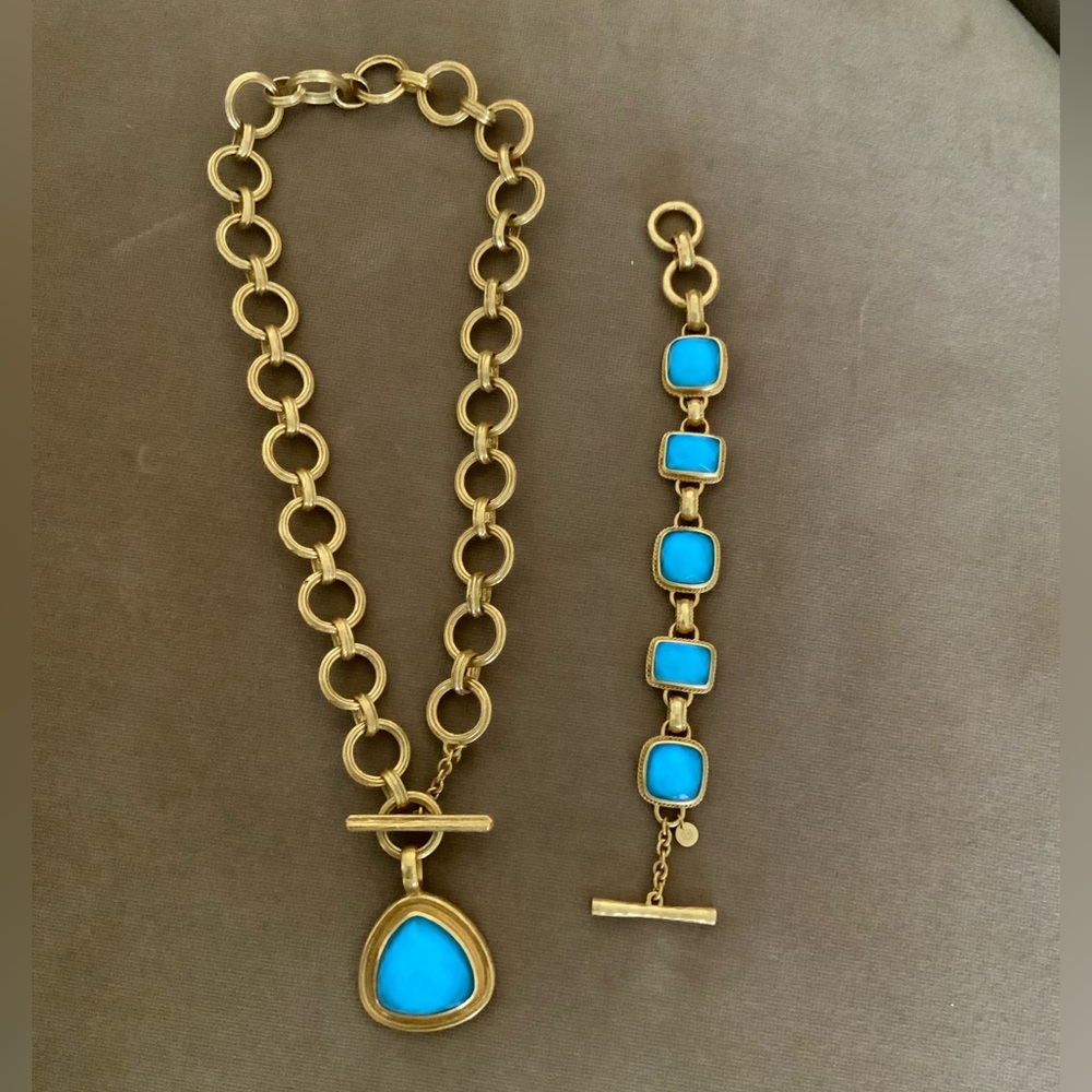 Gold Chain Necklace with Blue Pendant plus bracelet